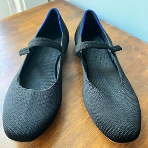 Black Women's Shoes with Blue Accent
